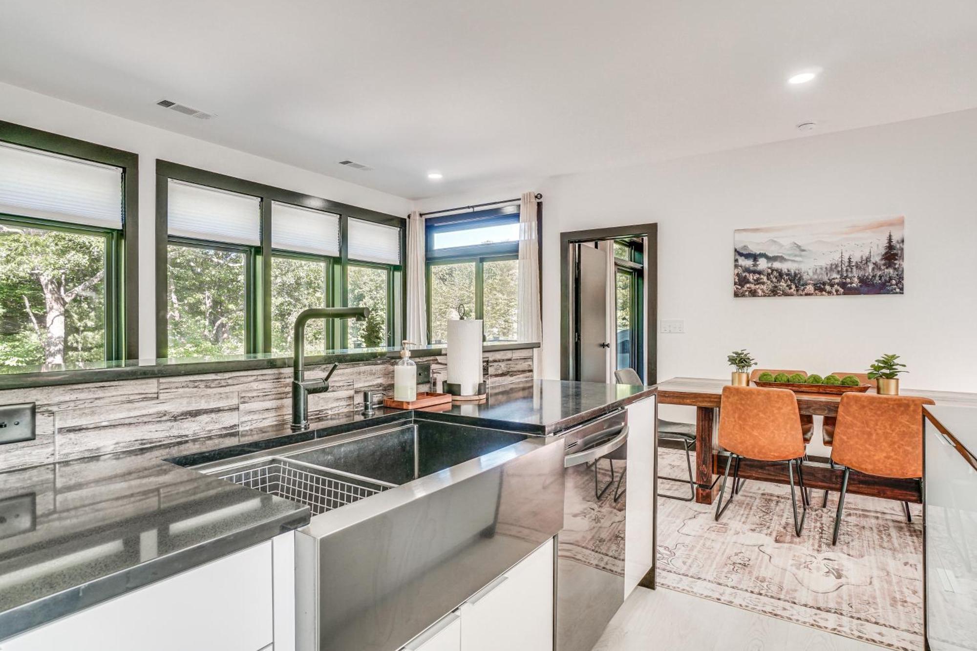 Luxury Modern Home On Golf Course With Game Room! Helen Exterior foto